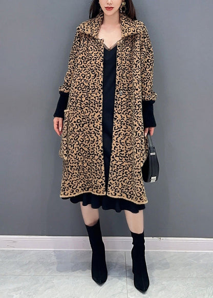 Elegantly Styled Coat for Everyday Wear