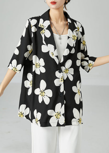 Well Tailored Blouse with a Graceful Silhouette