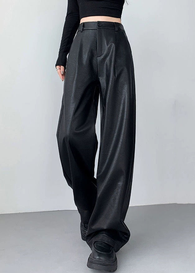Classic Vintage Pants with a Flattering Fit