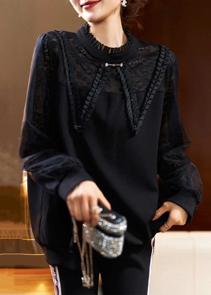 Well Tailored Top with a Graceful Silhouette
