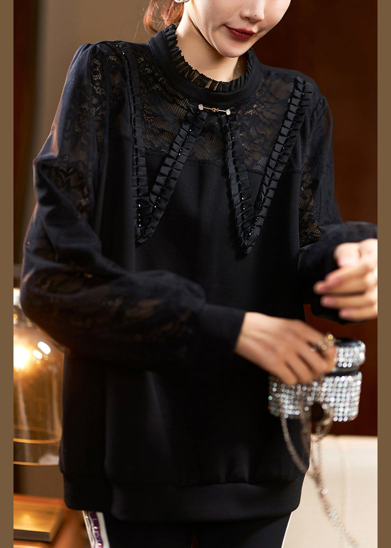 Well Tailored Top with a Graceful Silhouette