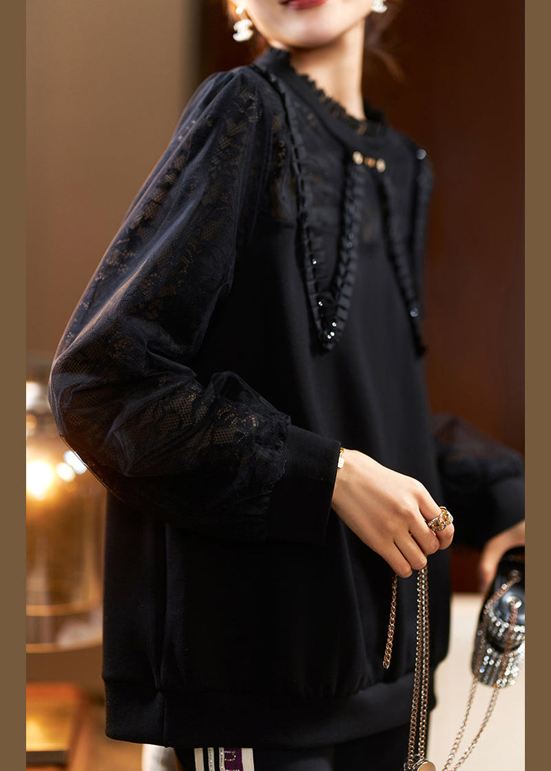 Well Tailored Top with a Graceful Silhouette