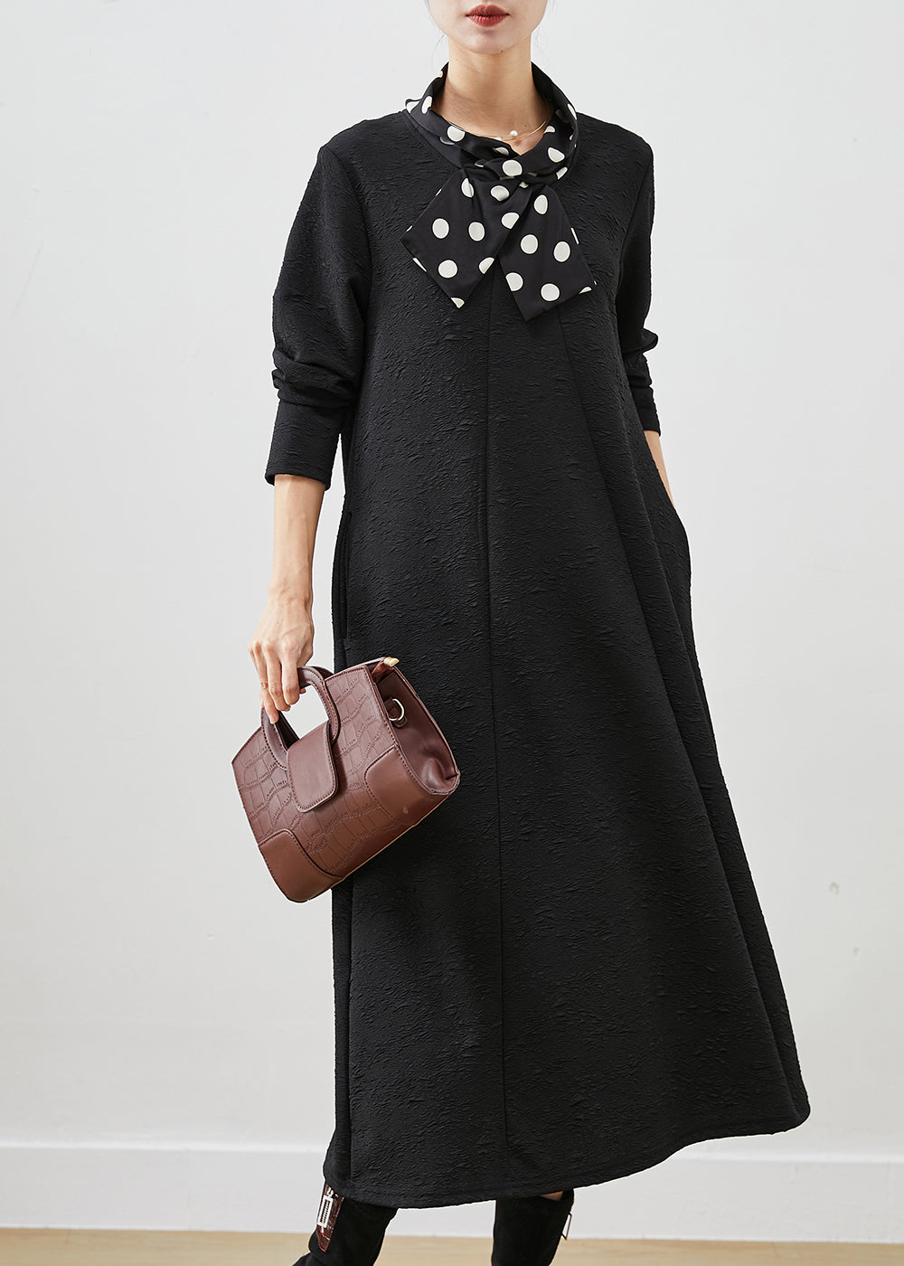 Well Tailored Dress with a Graceful Silhouette