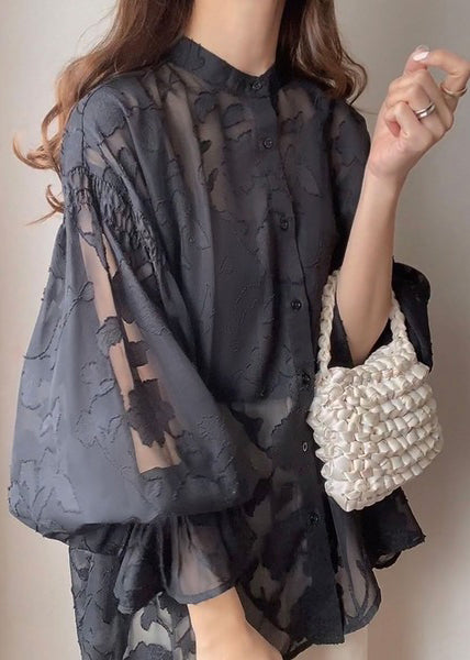 A Vintage Style Top with Delicate Timeless Details