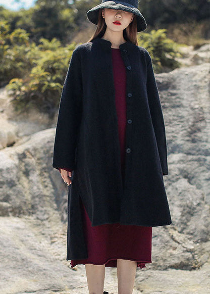 Beautifully Finished Coat in a Timeless Design