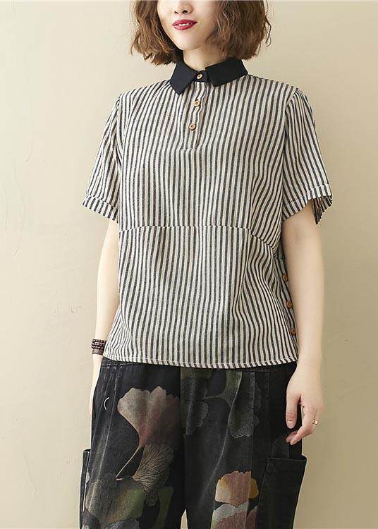 Well Tailored Top with a Graceful Silhouette