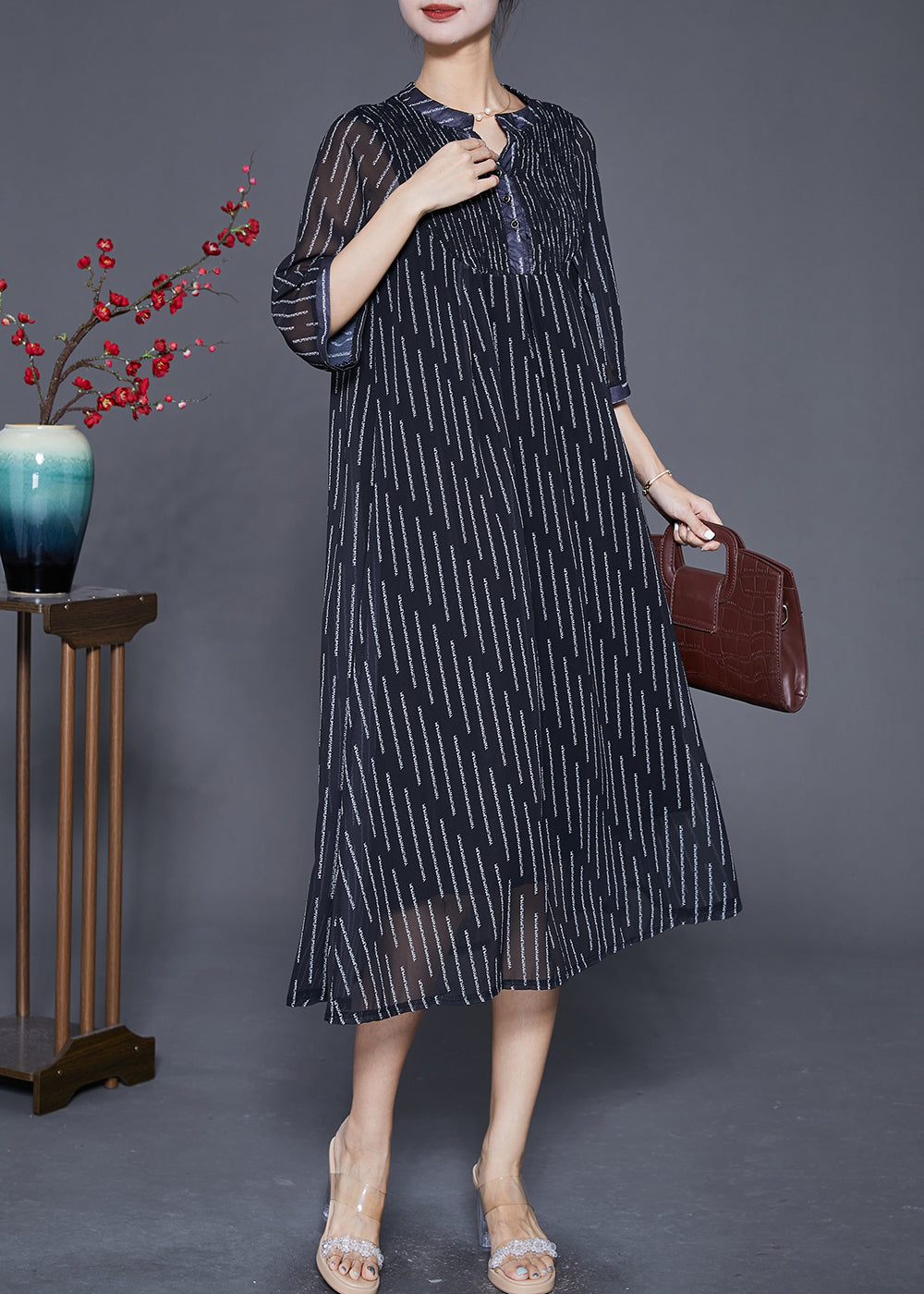 Beautifully Crafted Dress in a Classic Style