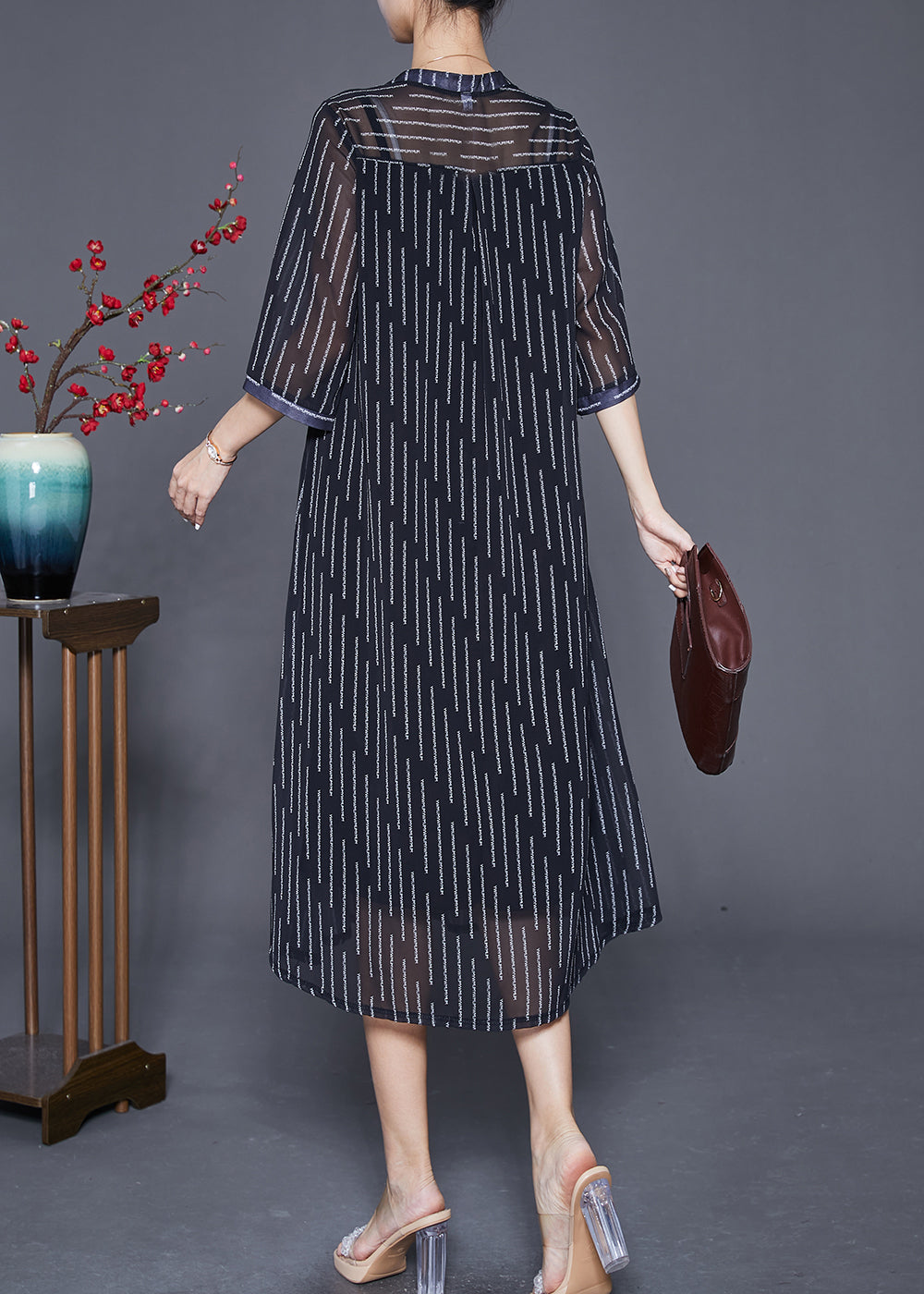 Beautifully Crafted Dress in a Classic Style