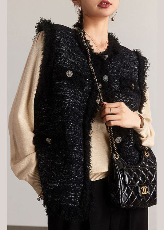 Effortlessly Elegant Coat with a Timeless Design