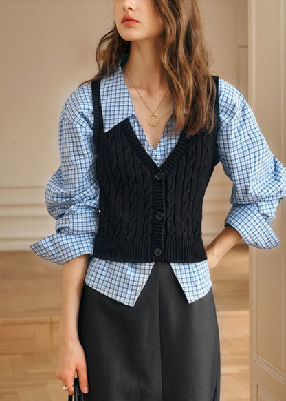 Well Tailored Top with a Graceful Silhouette