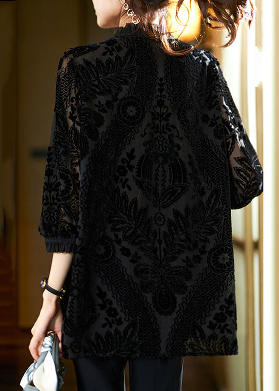 A Vintage Style Top with Delicate Timeless Details