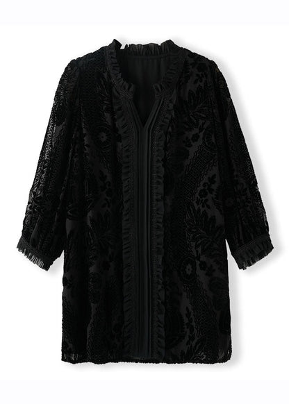 A Vintage Style Top with Delicate Timeless Details