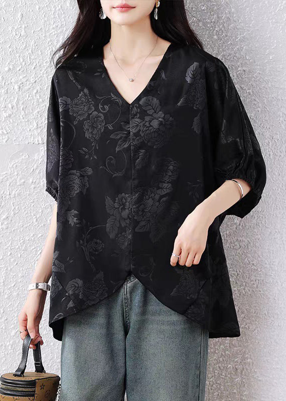 Effortlessly Elegant Blouse with a Timeless Design