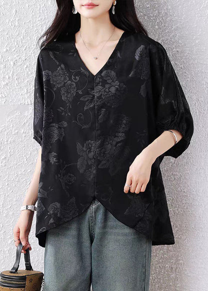 Effortlessly Elegant Blouse with a Timeless Design