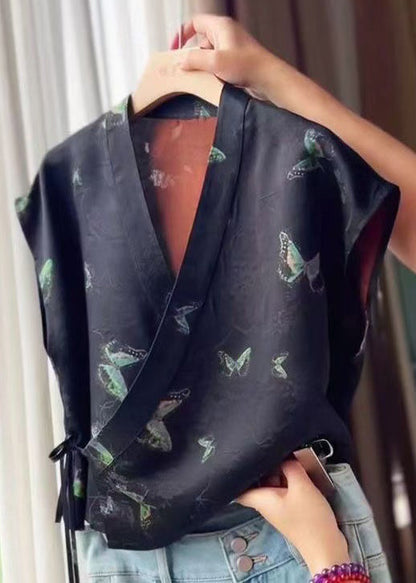 Beautifully Finished Garment in a Timeless Design