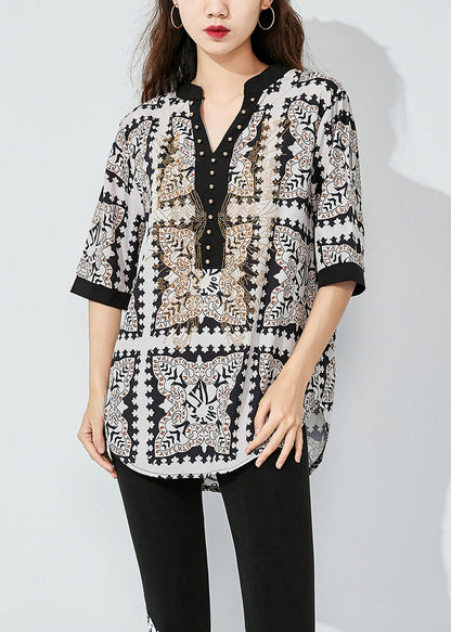 Beautifully Finished Blouse in a Timeless Design