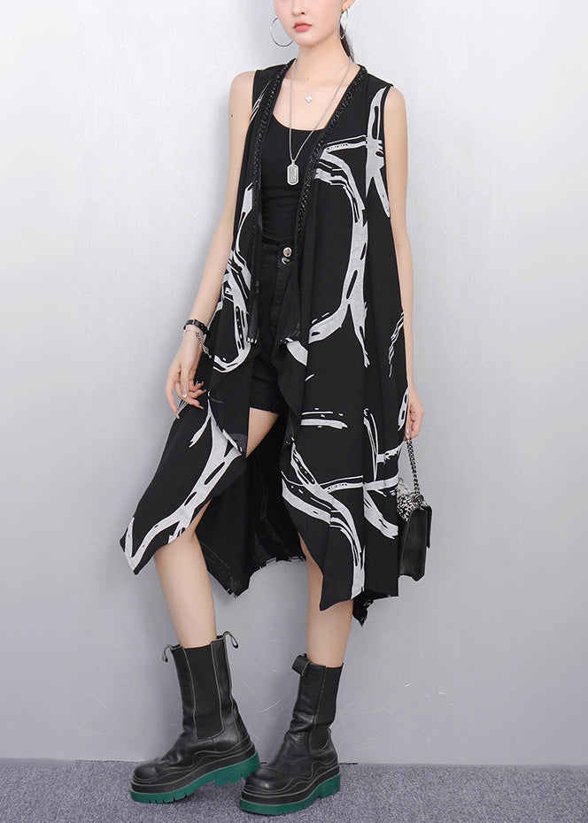 Well Tailored Coat with a Graceful Silhouette