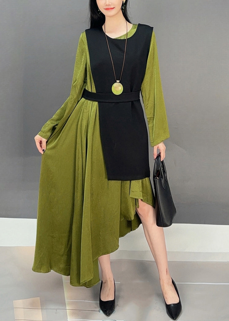 Sophisticated Garment with a Clean Classic Look