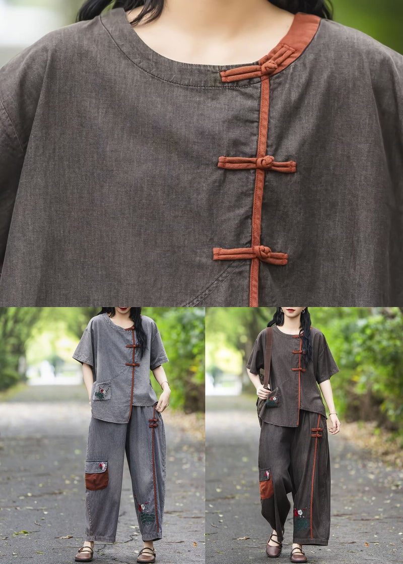 Gracefully Styled Garment for Any Occasion
