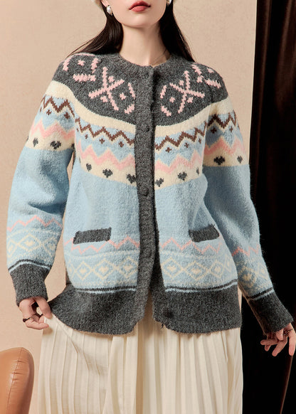 Classic Vintage & Enduringly Stylish Cardigan