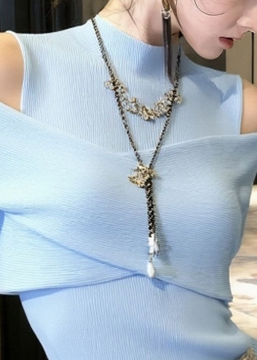 Effortlessly Elegant Sweater with a Timeless Design
