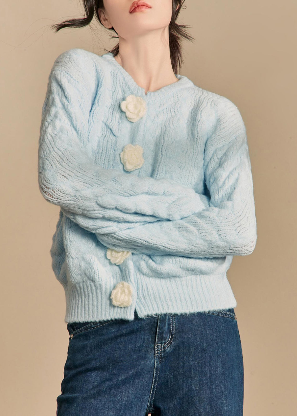 Elegantly Styled Cardigan for Everyday Wear