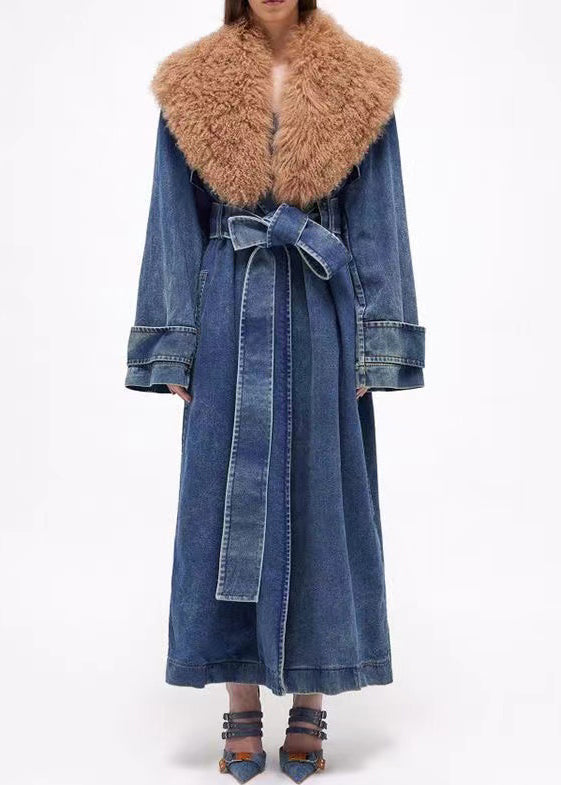Sophisticated Coat with a Clean Classic Look