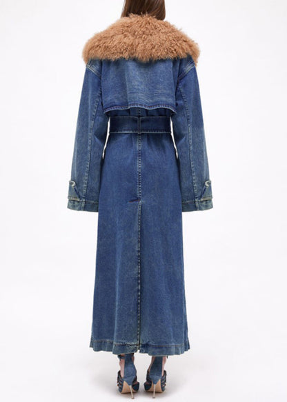 Sophisticated Coat with a Clean Classic Look