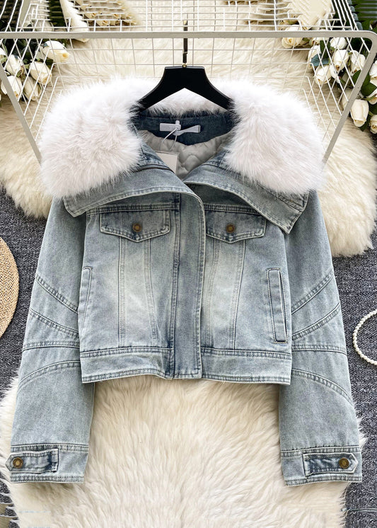 Classic Vintage Coat with a Flattering Fit