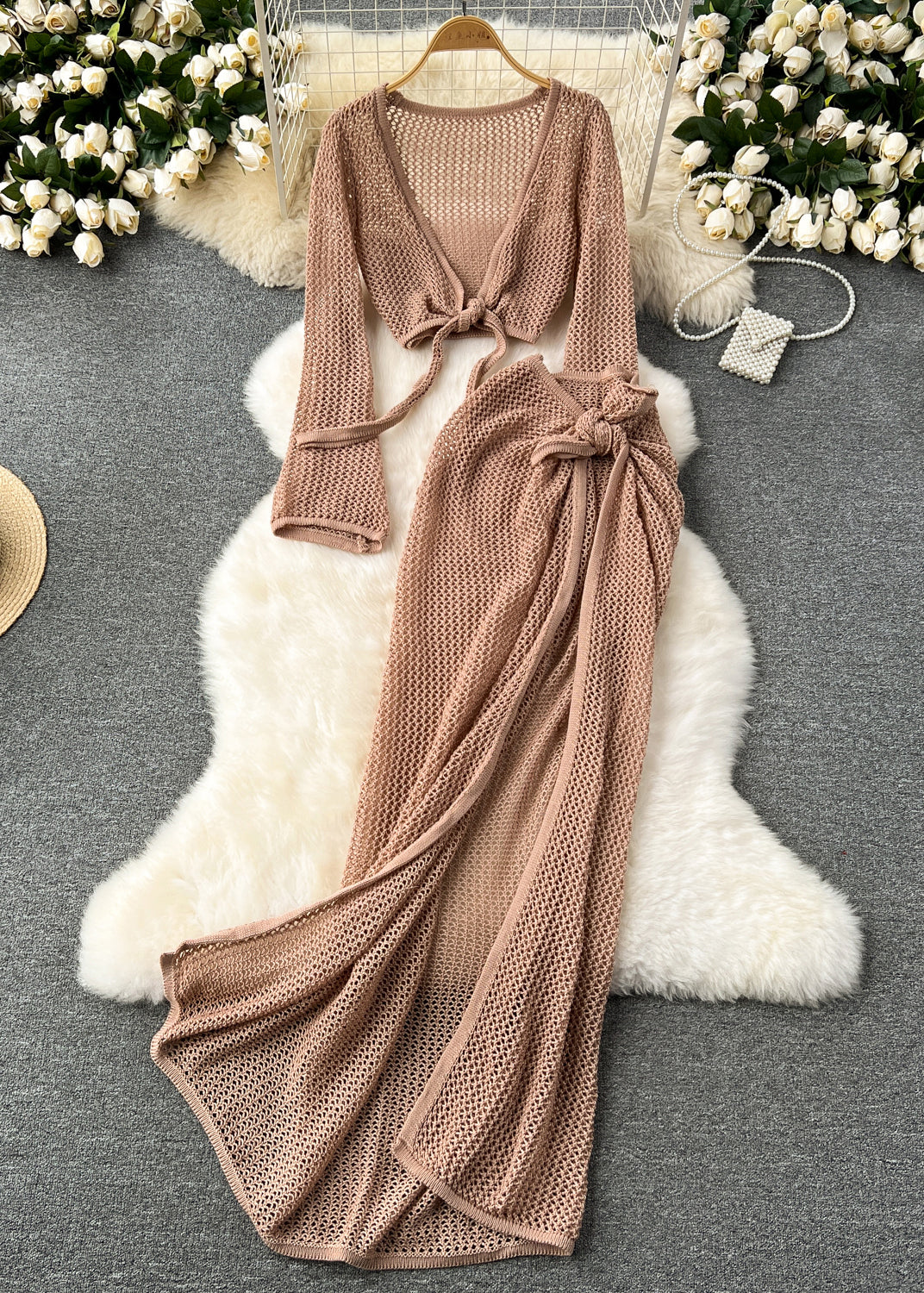 Well Tailored Top with a Graceful Silhouette