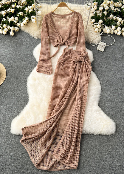 Well Tailored Top with a Graceful Silhouette