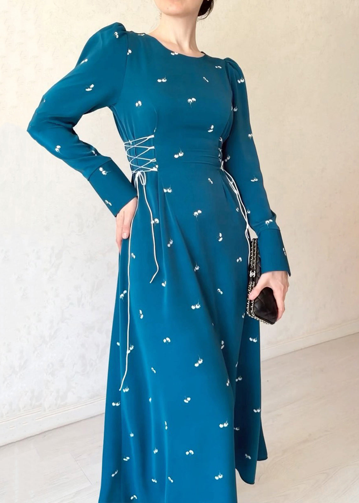 Polished Dress with an Effortless Classic Look