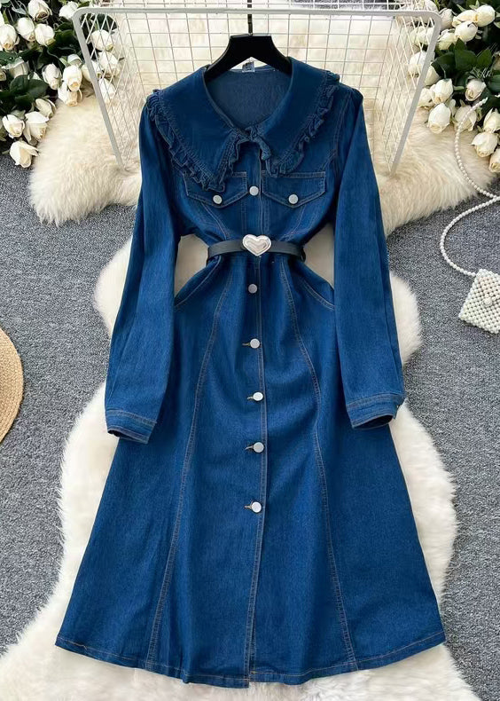 Well Tailored Dress with a Graceful Silhouette