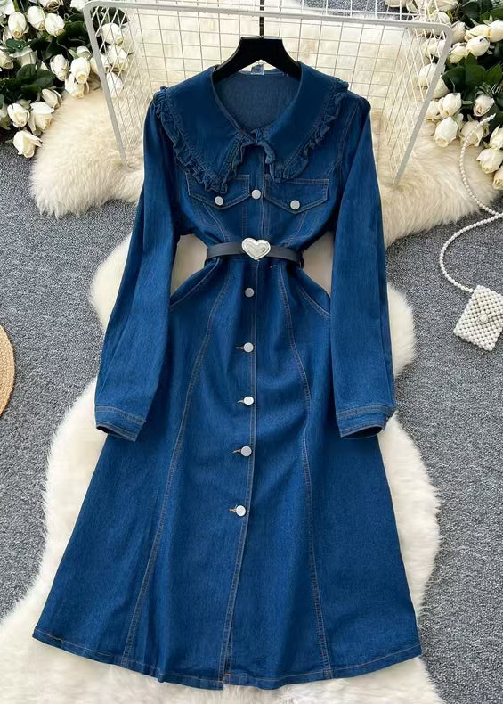 Well Tailored Dress with a Graceful Silhouette