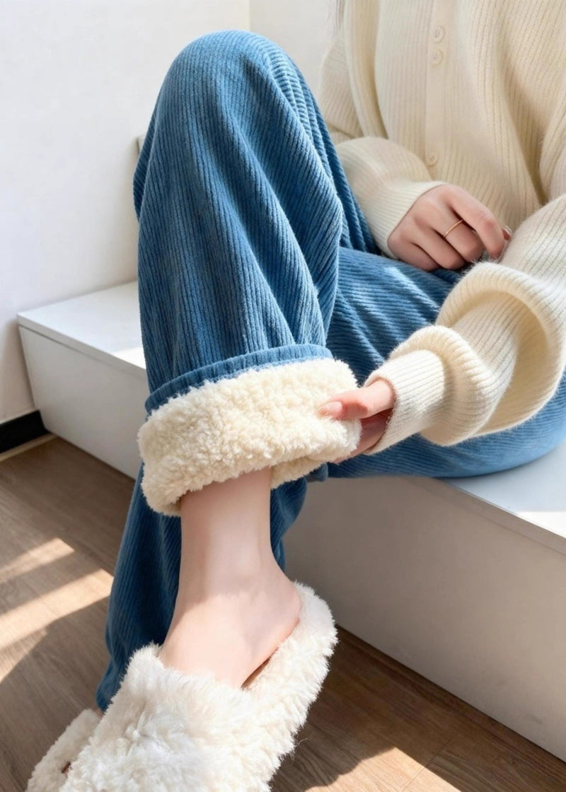 Classic Vintage Pants with a Flattering Fit