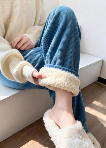 Classic Vintage Pants with a Flattering Fit