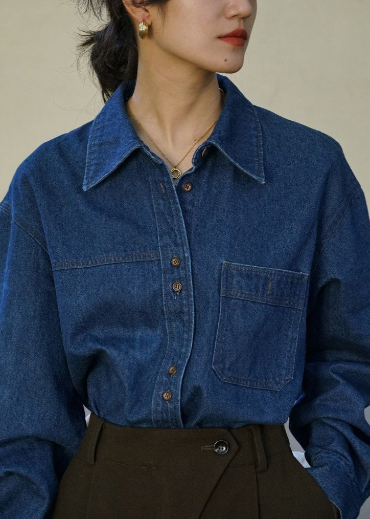 Well Tailored Shirt with a Graceful Silhouette