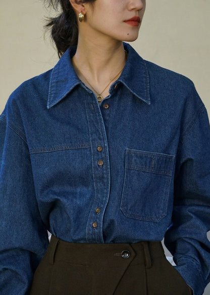 Well Tailored Shirt with a Graceful Silhouette
