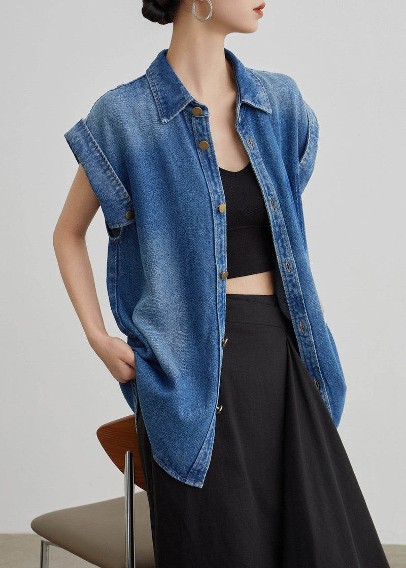 Sophisticated Coat with a Clean Classic Look