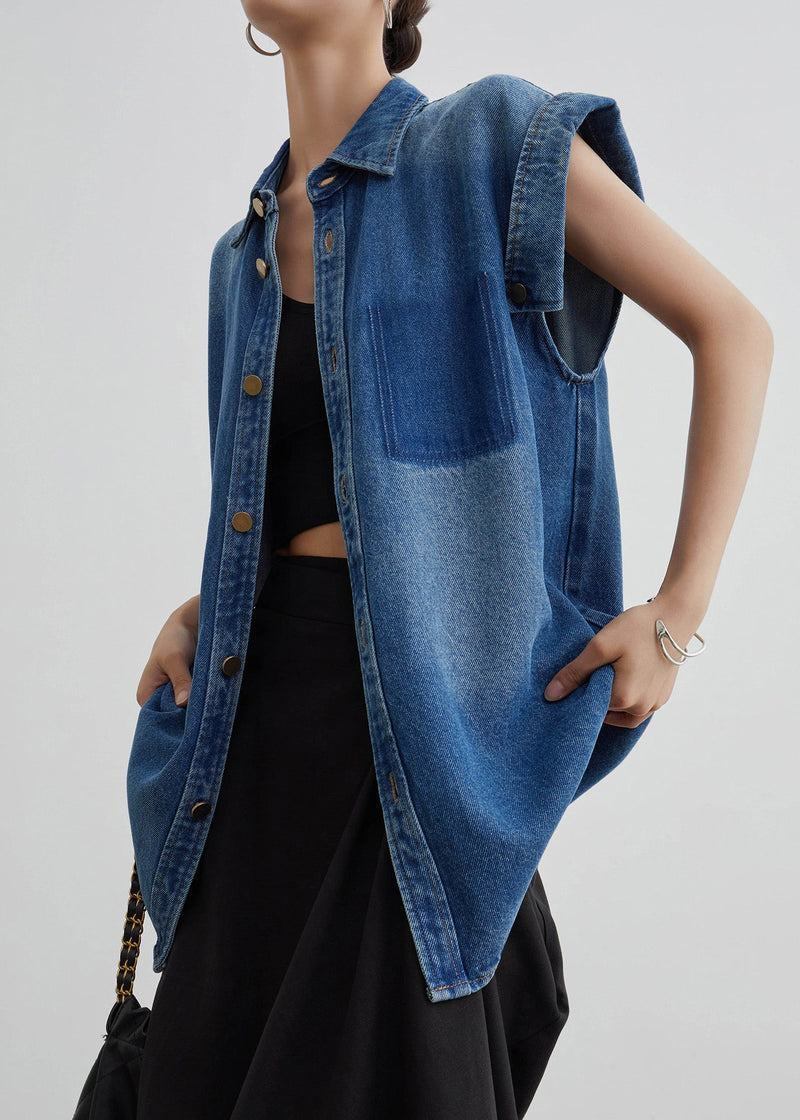 Gracefully Styled Coat for Any Occasion