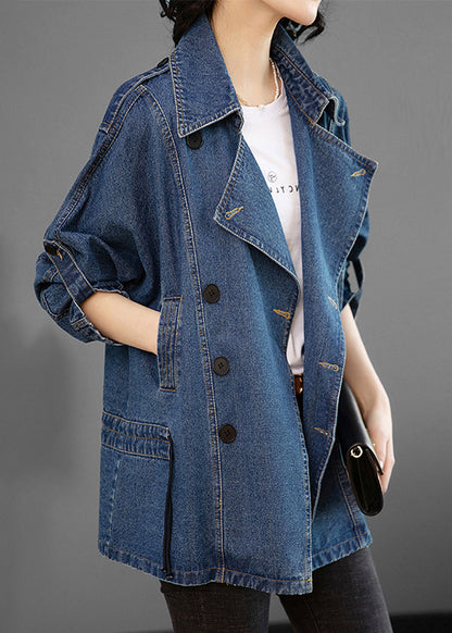 Sophisticated Coat with a Clean Classic Look