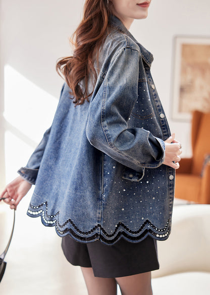 Effortlessly Elegant Coat with a Timeless Design