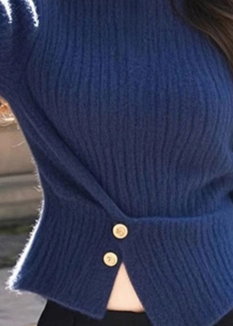 Well Tailored Sweater with a Graceful Silhouette