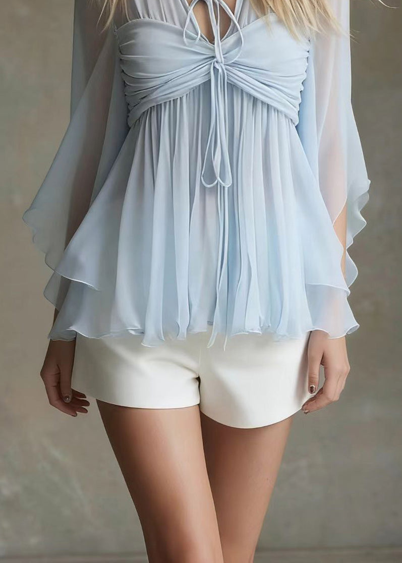 Well Tailored Top with a Graceful Silhouette