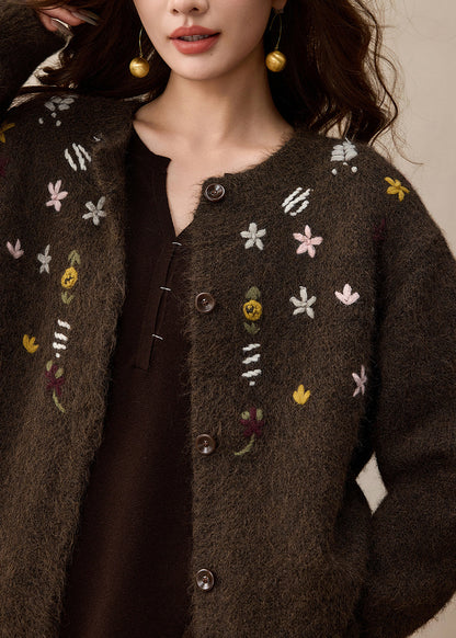 Beautifully Crafted Cardigan in a Classic Style