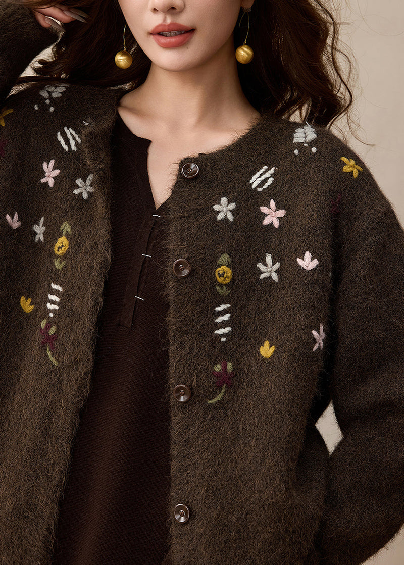 Beautifully Crafted Cardigan in a Classic Style