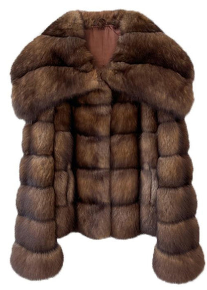 Gracefully Styled Coat for Any Occasion