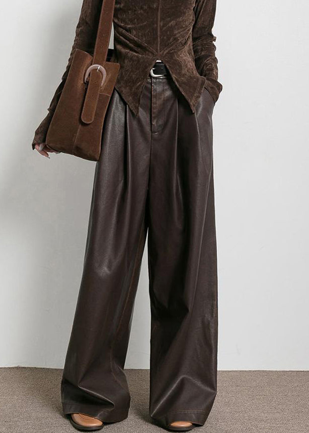 Well Tailored Pants with a Graceful Silhouette
