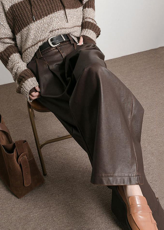 Well Tailored Pants with a Graceful Silhouette