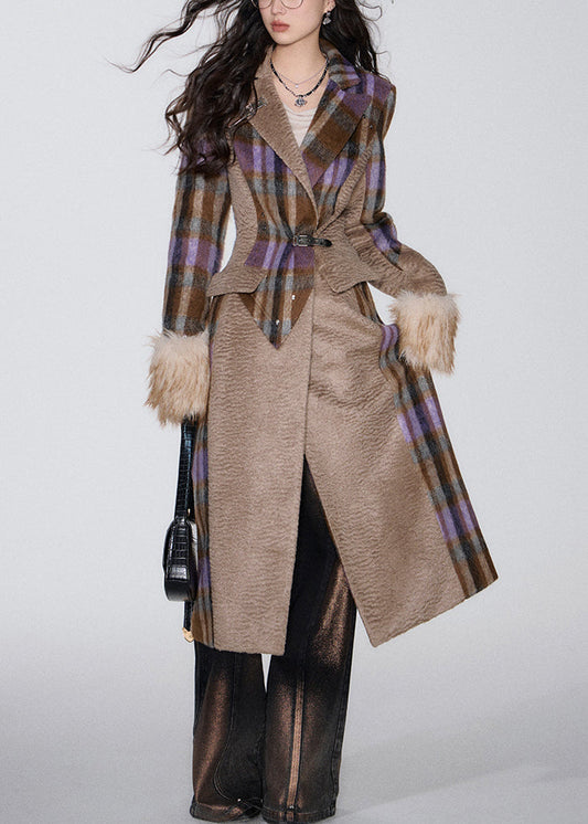 Beautifully Finished Coat in a Timeless Design
